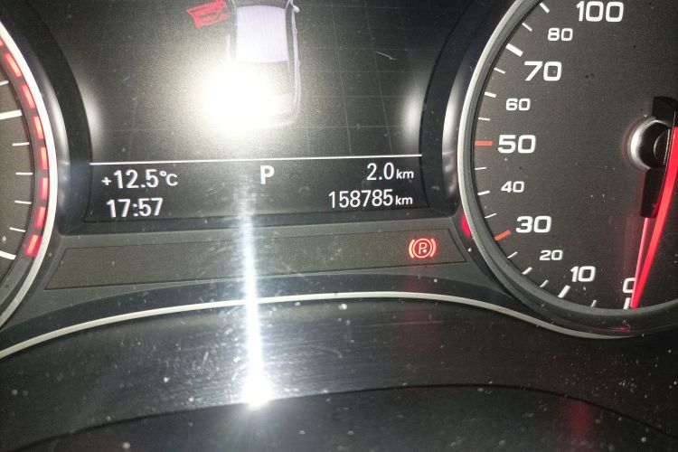 奥迪A6L 2014款 30 FSI 舒适型中控内饰15