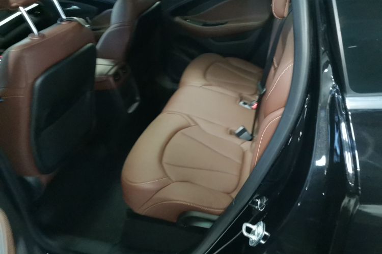 别克 昂科威 2021款 532T 两驱豪华型中控内饰21