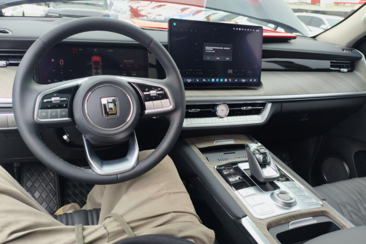 坦克500新能源 2025款 Hi4-Z中控内饰12