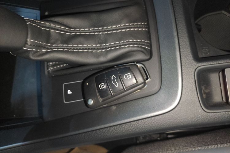 奥迪Q3 Sportback 2020款 40 TFSI 时尚型中控内饰7001