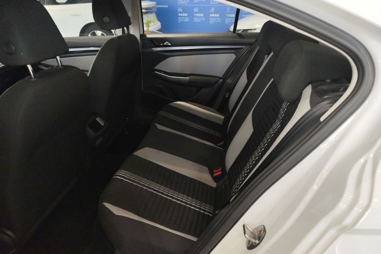 大众 宝来 2023款 200TSI DSG畅行版中控内饰7004