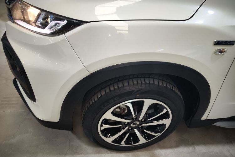 思铭 东风本田X-NV 2020款 风驰版车身外观6007