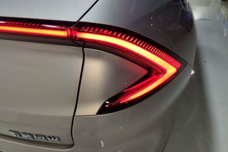 五菱汽车 五菱星光 2024款 共创版 510 进阶型车身外观9