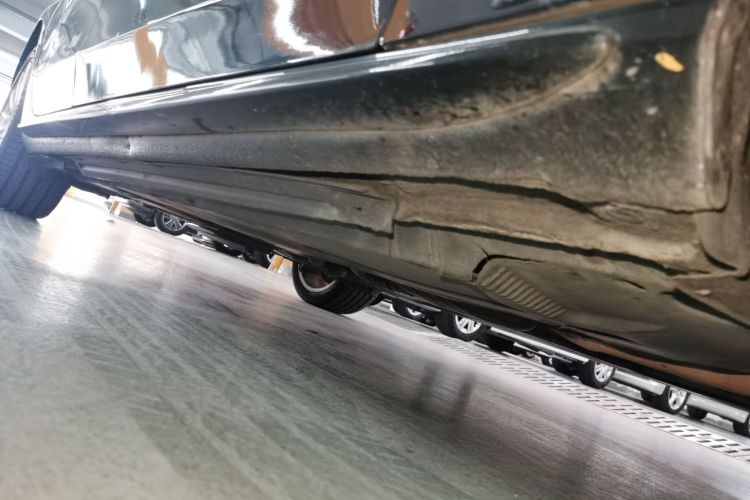 奥迪A4L 2012款 2.0 TFSI 自动运动型局部细节9001