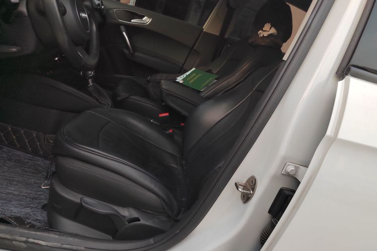 奥迪A1 2016款 30 TFSI Sportback Design风尚版局部细节19