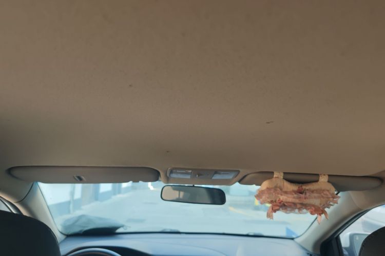 起亚K2 2015款 三厢 1.4L MT GLS中控内饰22