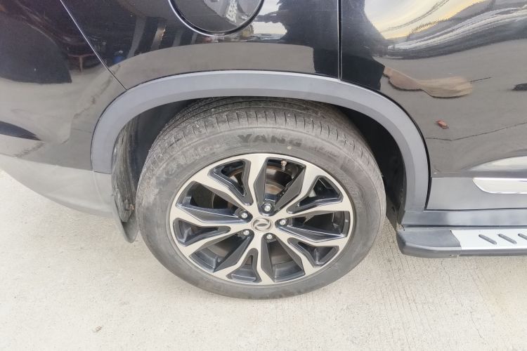 东风风行 景逸X5 2017款 劲享系列 1.5T CVT智联型车身外观6008