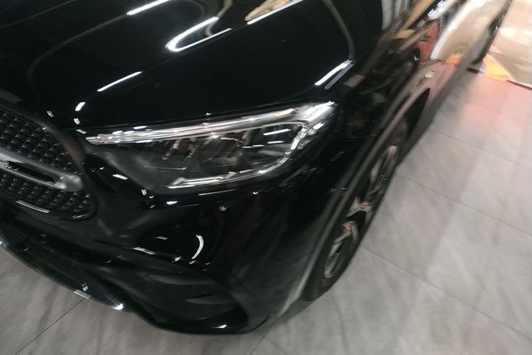 奔驰GLC 2024款  改款 GLC 260 L 4MATIC 豪华型 5座车身外观36