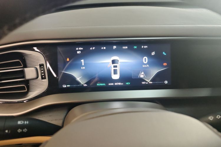 腾势D9 2022款 DM-i 970 四驱尊荣型局部细节14