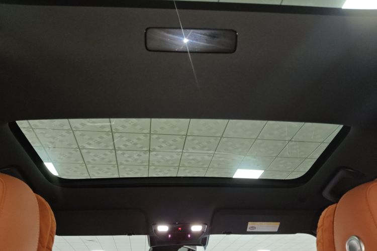 理想汽车 理想L7 2023款 Air中控内饰22