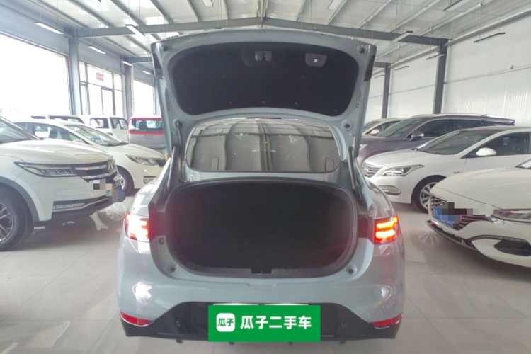 零跑汽车 零跑C01 2024款 纯电 525尊享版机舱底盘23