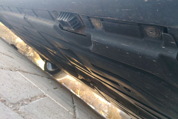 宝马X4 2014款 xDrive20i X设计套装局部细节9003