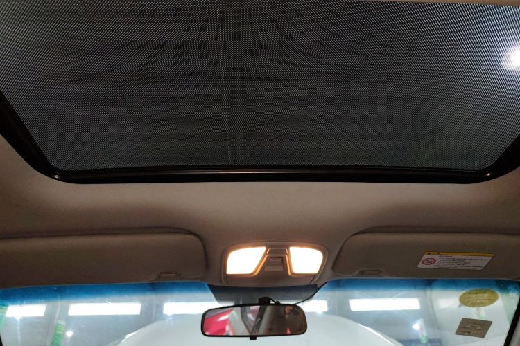 起亚K5 2015款 2.0L 自动GLS局部细节22