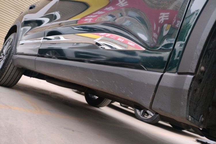 奇瑞 瑞虎8 PRO 2024款 冠军版 290T 两驱闪耀版 5座局部细节9001