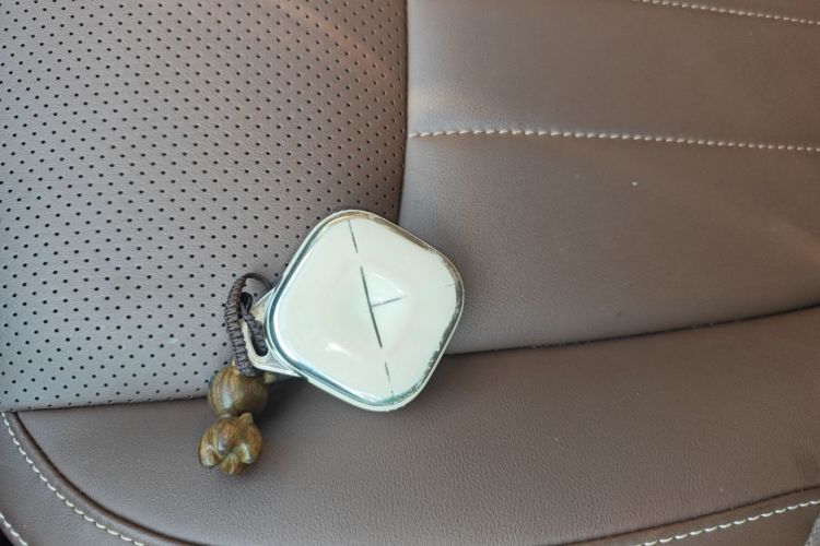 五菱汽车 五菱缤果 2023款 333km 悦享+款中控内饰7001