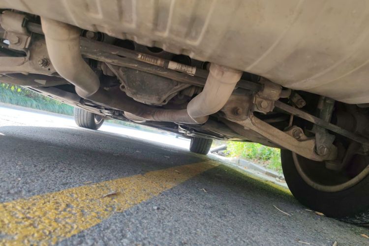 奔驰GLE 2016款 GLE 320 4MATIC 动感型局部细节9009