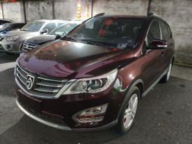 宝骏560 2015款 1.8L 手动舒适型