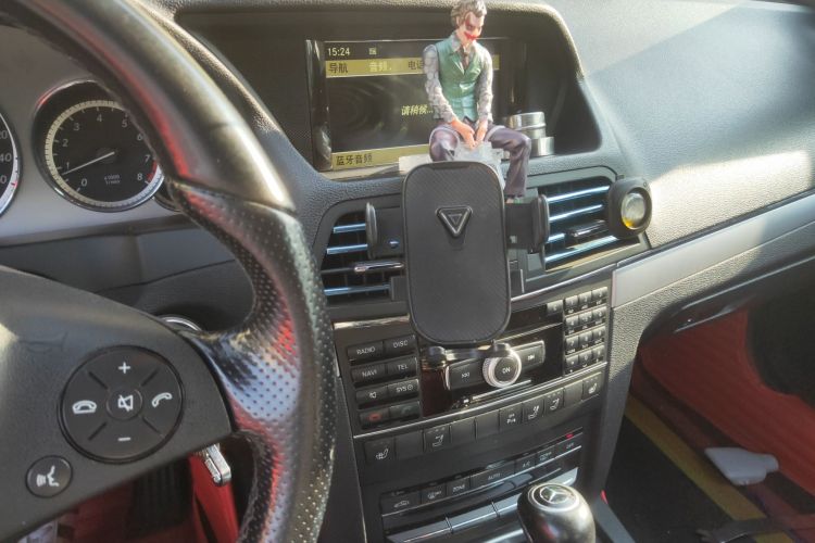 奔驰E级(进口) 2010款 E 260 CGI 敞篷版中控内饰16