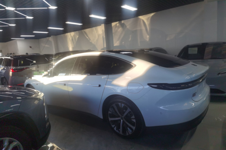 蔚来ET7 2023款 100kWh车身外观6003