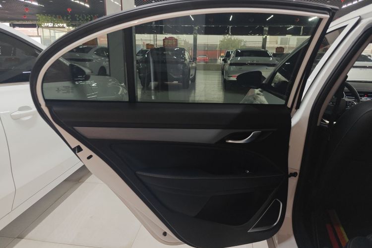 吉利汽车 帝豪 2021款 UP 1.5L CVT舒适型中控内饰49