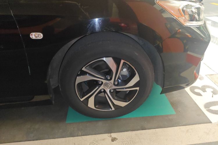 本田 雅阁 2016款 2.0L 舒适版车身外观10