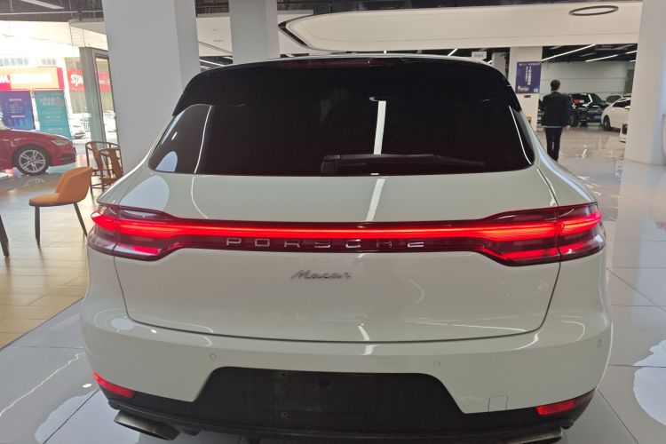 保时捷 2021款 Macan 2.0T车身外观6