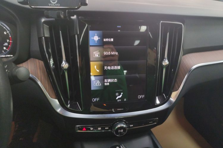 沃尔沃S60 2021款 T4 智远豪华版中控内饰16