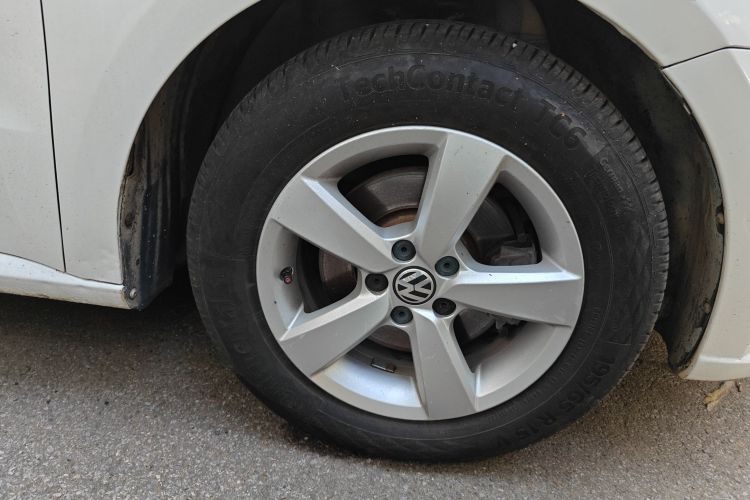 大众 朗逸 2017款 1.6L 自动风尚版车身外观10