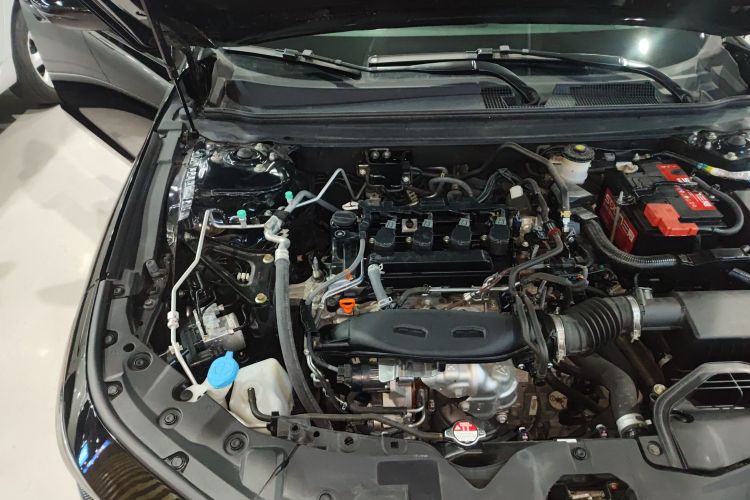 本田 雅阁 2023款 260TURBO 智享版机舱底盘25