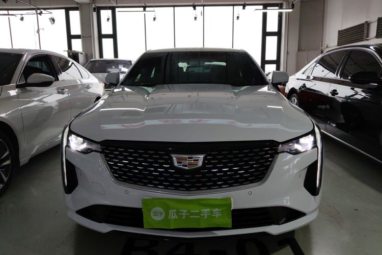 凯迪拉克CT4 2023款 28T 豪华型车身外观2