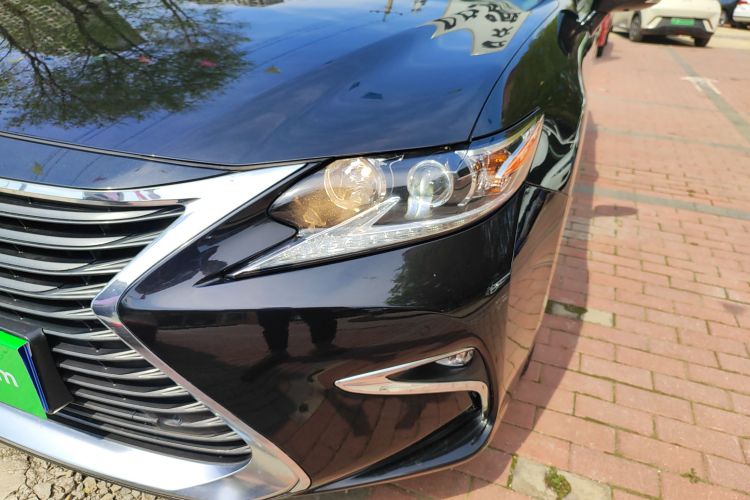 雷克萨斯ES 2016款 200 Midnight特别限量版车身外观36