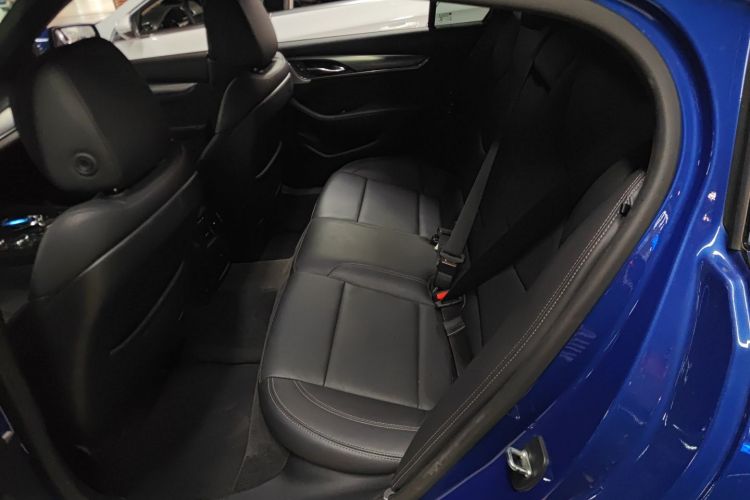 凯迪拉克CT5 2021款 28T 豪华型中控内饰7004