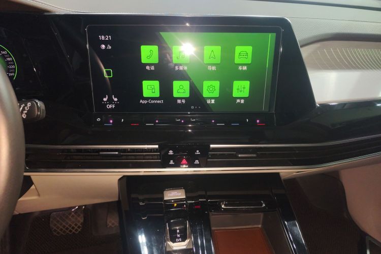 大众 揽境 2022款 380TSI 四驱豪华佳境版Pro 7座中控内饰16