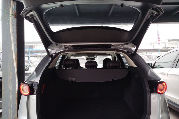 马自达CX-5 2017款 2.0L 自动两驱智享型 国V机舱底盘23