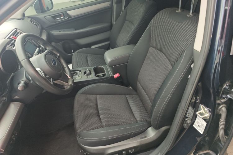 斯巴鲁 力狮 2020款 改款 2.5i 全驱风尚版中控内饰19