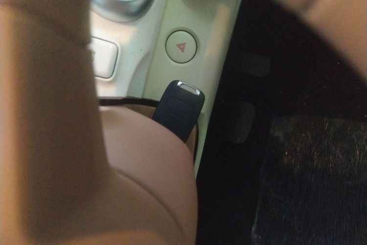 五菱汽车 宏光MINIEV 2024款 第三代 215km 青春版中控内饰11