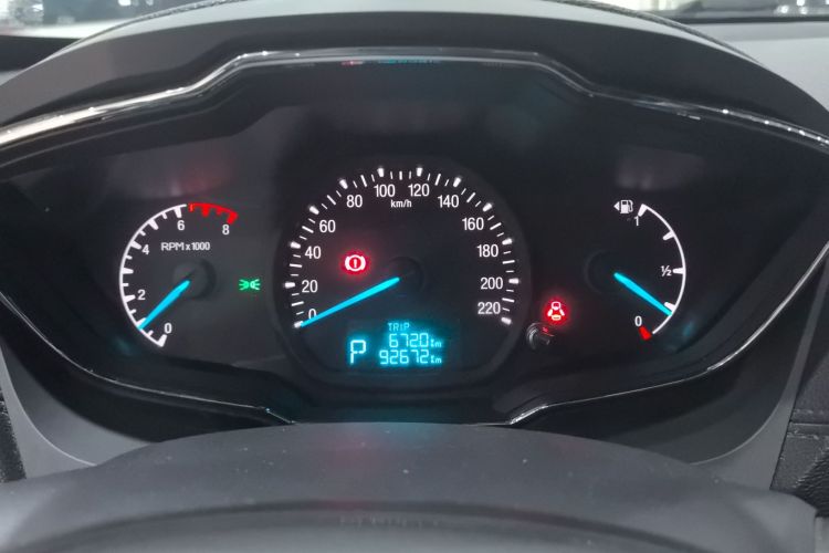 福特 福睿斯 2015款 1.5L 自动时尚型中控内饰14