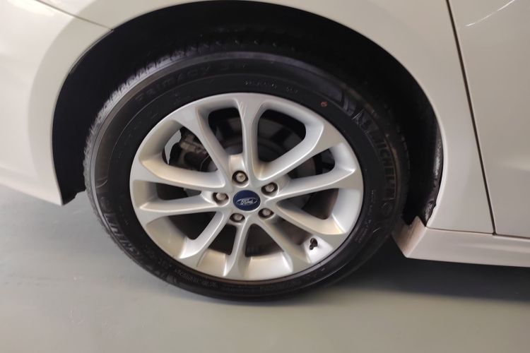 福特 蒙迪欧 2020款 EcoBoost 180 时尚型车身外观6008