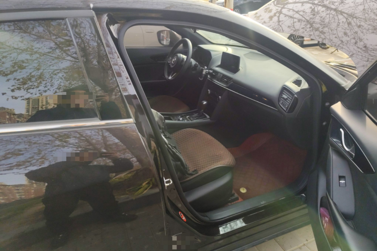 马自达CX-4 2021款 2.0L 自动两驱蓝天探索版局部细节9005