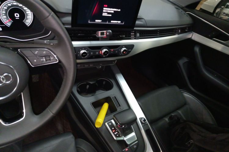 奥迪A4L 2022款 40 TFSI 时尚动感型局部细节16