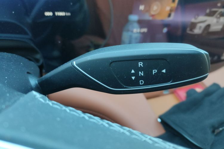 星途揽月C-DM 2025款 180 超长续航Max四驱 6座中控内饰18