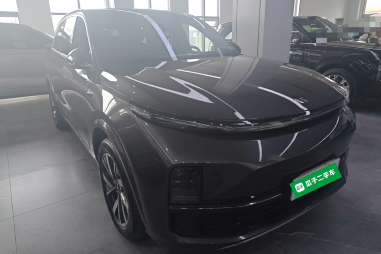 理想汽车 理想L8 2023款 Air车身外观3