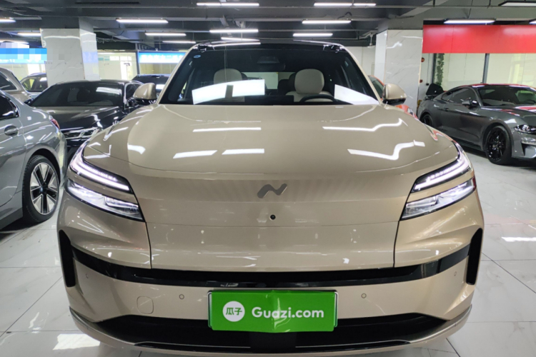 乐道L90 2025款 Ultra 六座版车身外观2