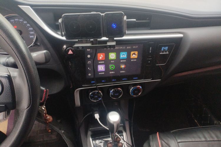 丰田 卡罗拉 2017款 改款 1.2T S-CVT GL-i中控内饰16