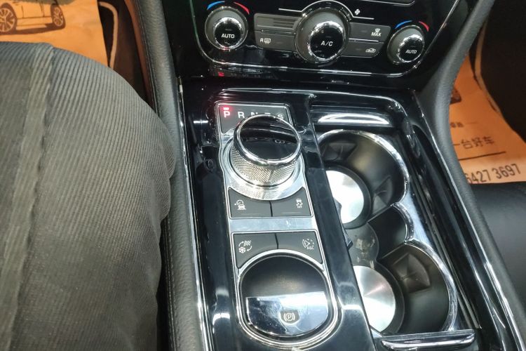 捷豹XJ 2018款 XJL 3.0 SC 两驱典雅商务版局部细节18