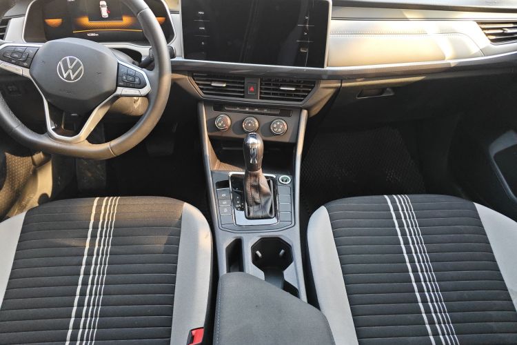 大众 宝来 2024款 200TSI DSG畅行版中控内饰16