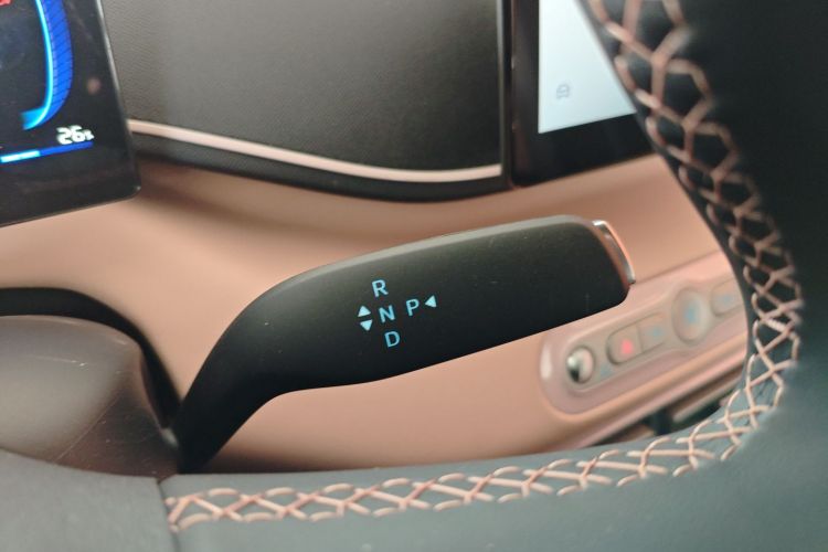 比亚迪 海鸥 2025款 智驾版 405km 自在版中控内饰18