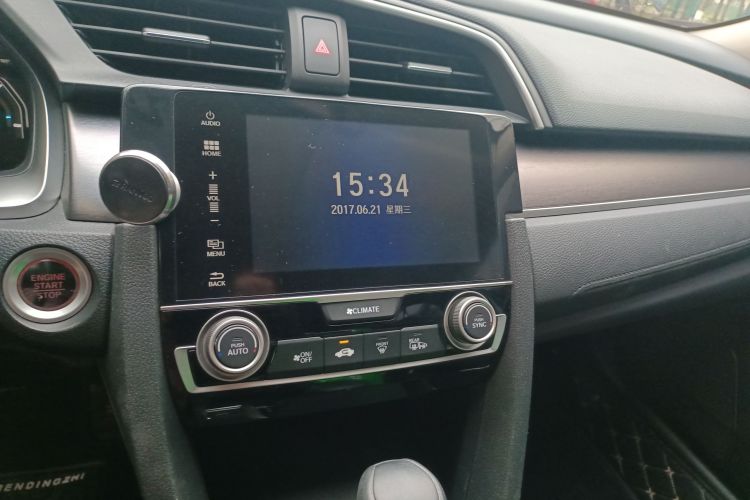 本田 思域 2016款 220TURBO CVT豪华版中控内饰16