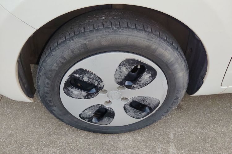 长安欧尚 奔奔E-Star 2020款 心悦版 磷酸铁锂（31.18kWh）车身外观6007