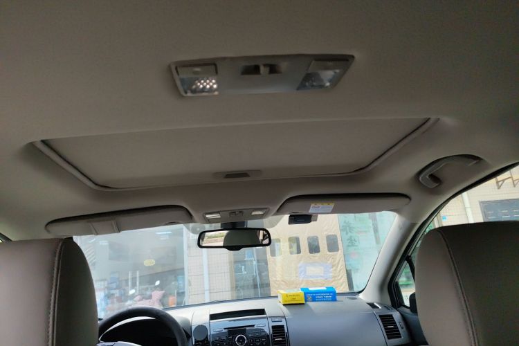 马自达8 2015款 2.5L 至尊版中控内饰22